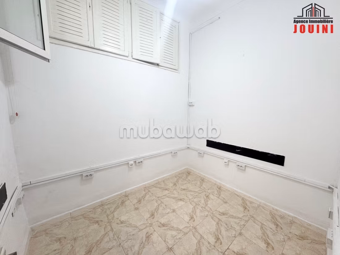 Appartamento di 100 m² a Bab Bhar