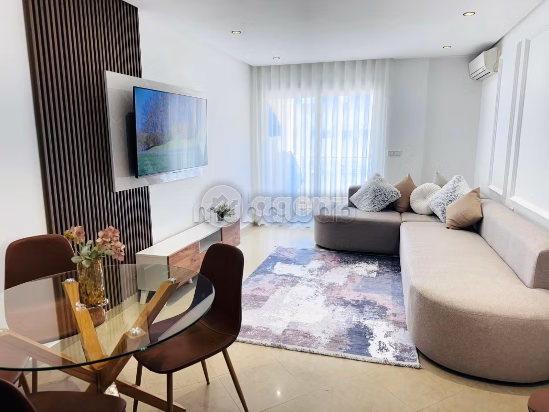 Appartamento in affitto 80 m², 2 camere Ziraoui Casablanca