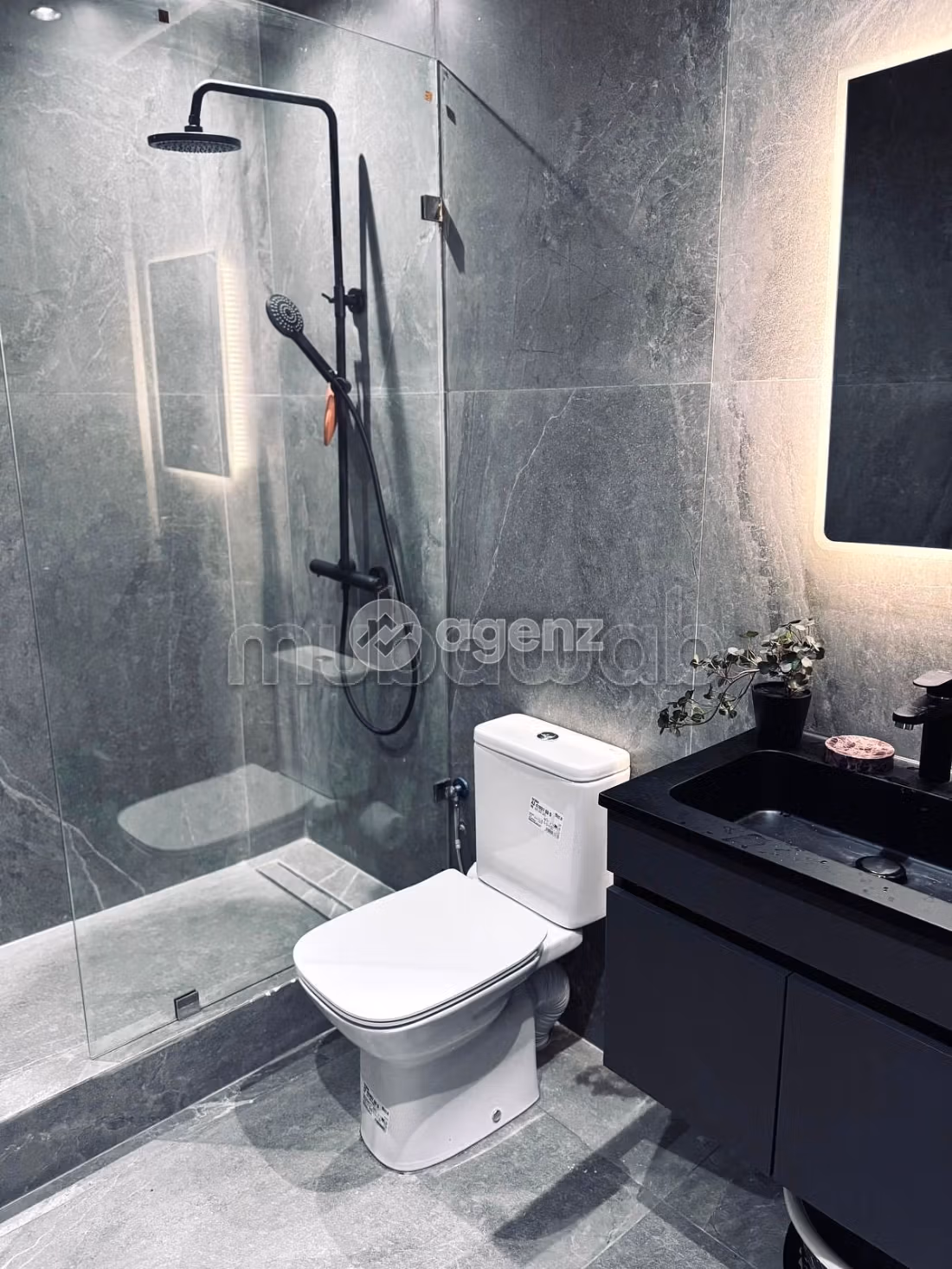 Appartamento in affitto 80 m², 2 camere Ziraoui Casablanca