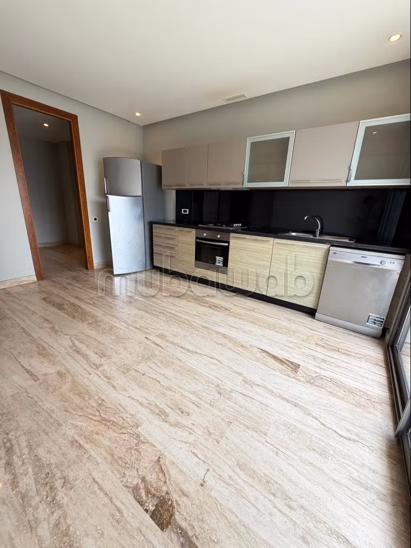 Superbe appartement à louer à Anfa. 3 belles chambres. Meublé — 3