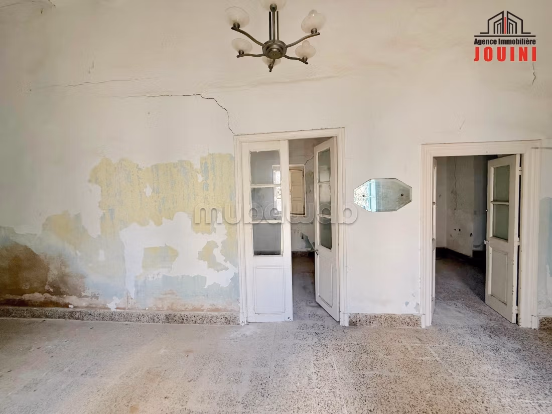 Casa di 370 M² a Bab Souika