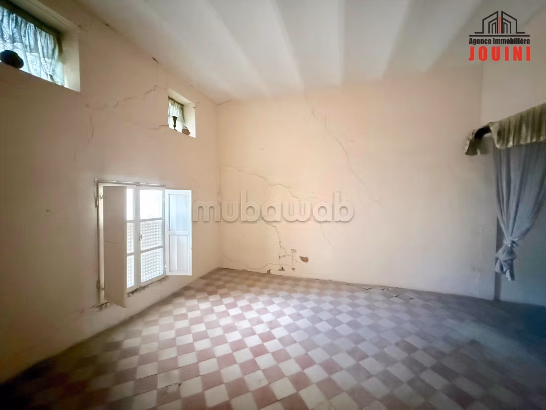 Casa di 370 M² a Bab Souika