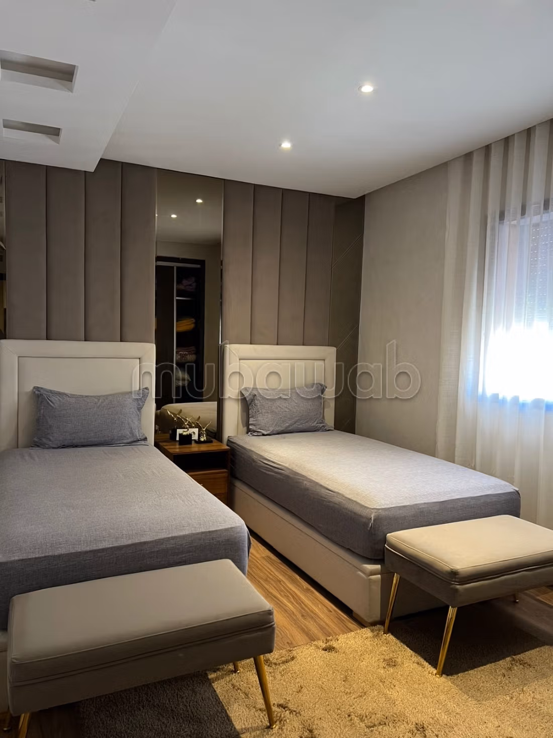 High Standing Apartment with 3 Bedrooms for Rent