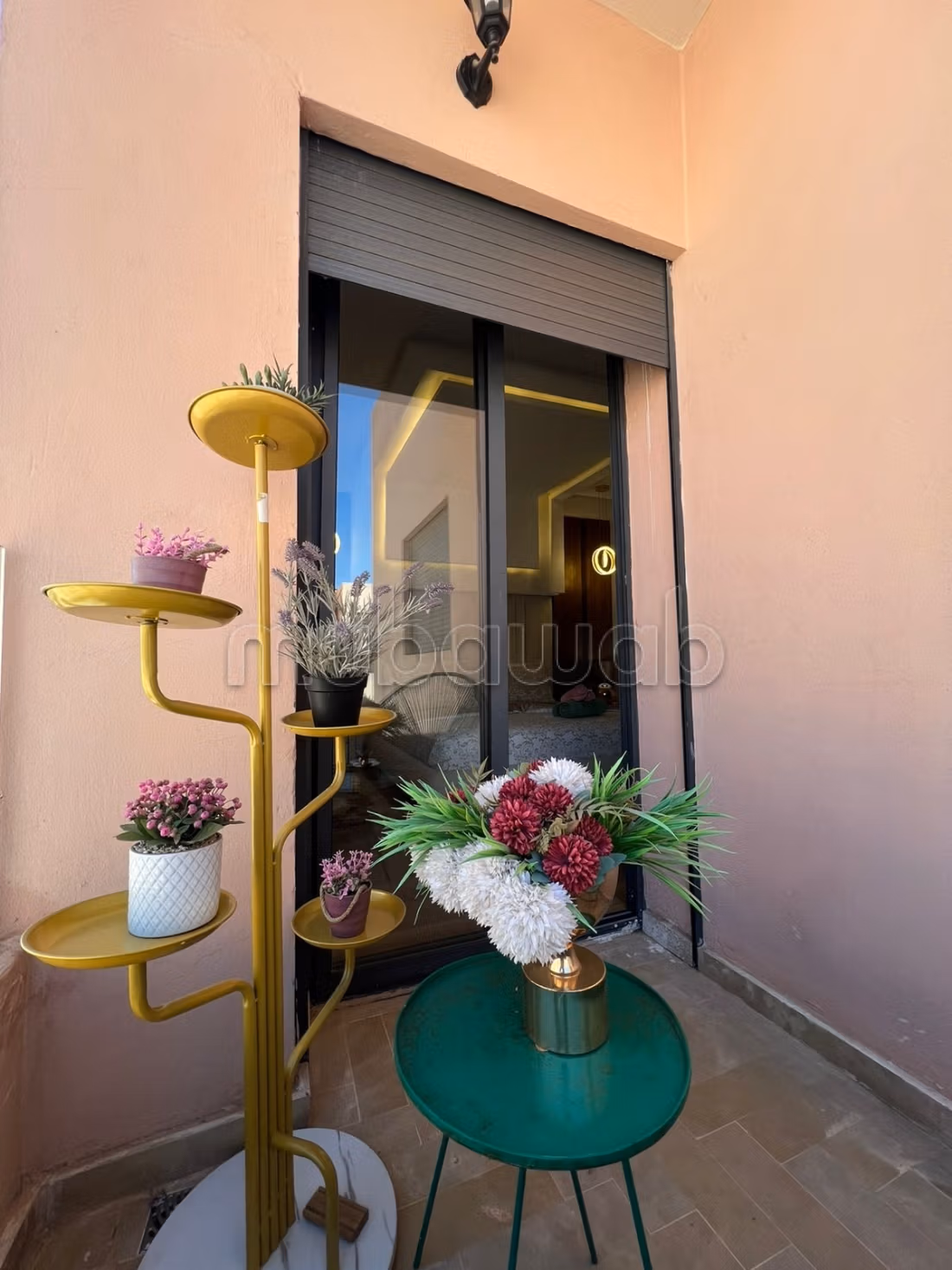 High Standing Apartment with 3 Bedrooms for Rent