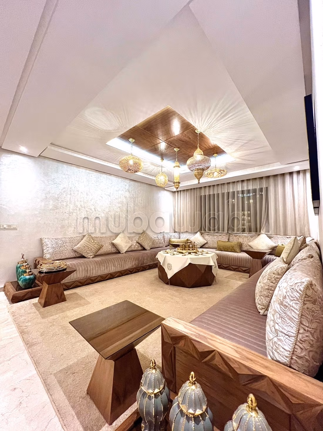 High Standing Apartment with 3 Bedrooms for Rent