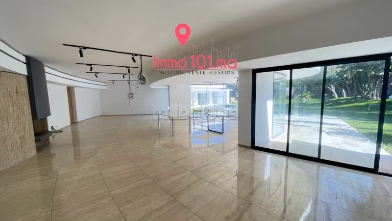 Ubicación de villa para uso profesional en Souissi