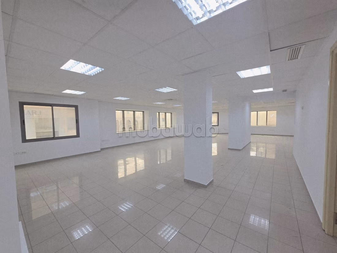 In affitto – Edificio per uffici alle Sponde del Lago 1