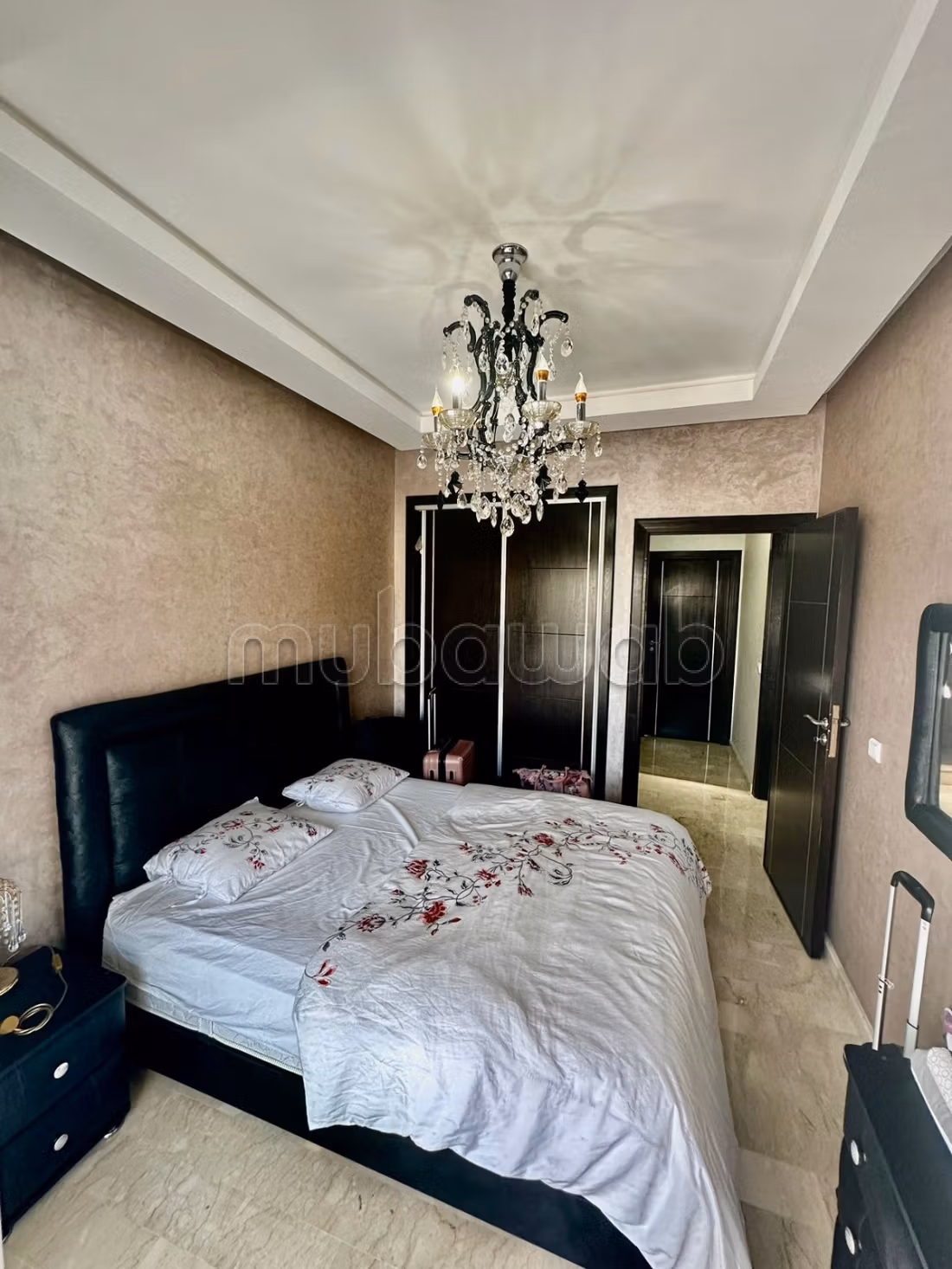 2 Bedroom Apartment with Sea and Pool View for Rent