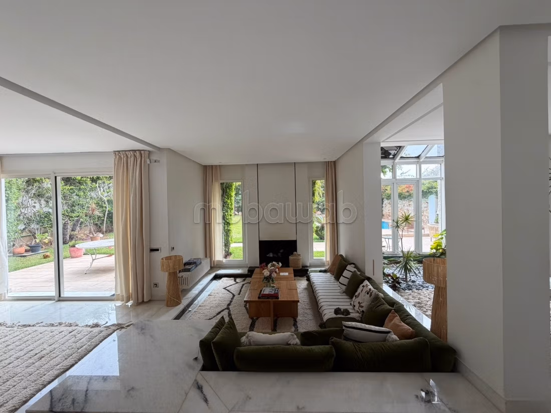 Magnificent villa for rent empty in Ain Diab