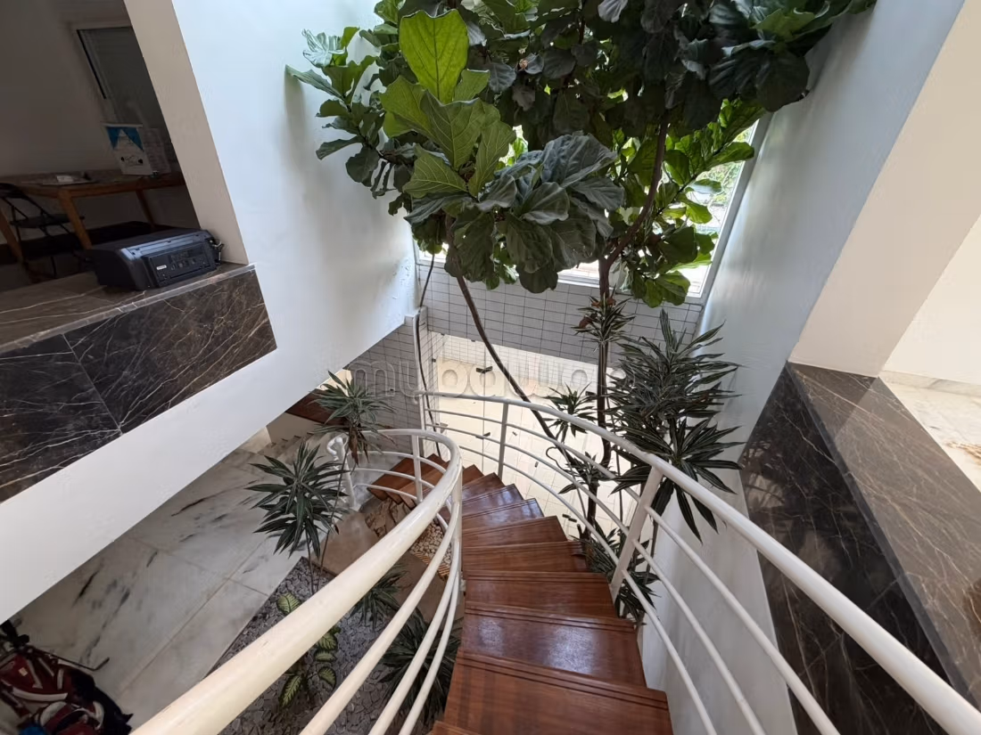 Magnificent villa for rent empty in Ain Diab