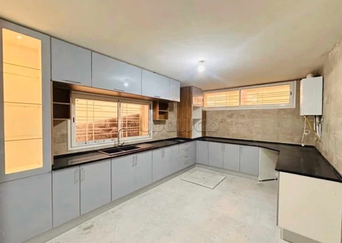 Triplex S5 con giardino a La Soukra