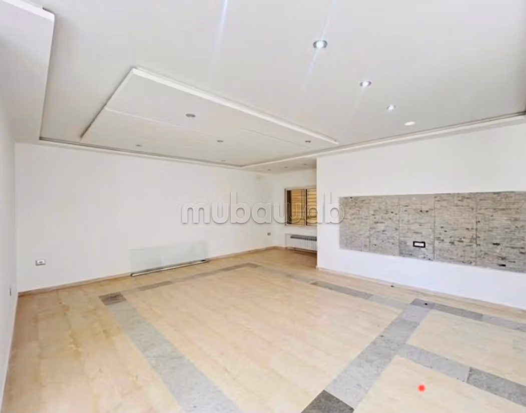 Triplex S5 con giardino a La Soukra