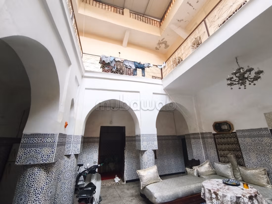 Tres beau riad ancien de 190 m2 au sol 
medina nord