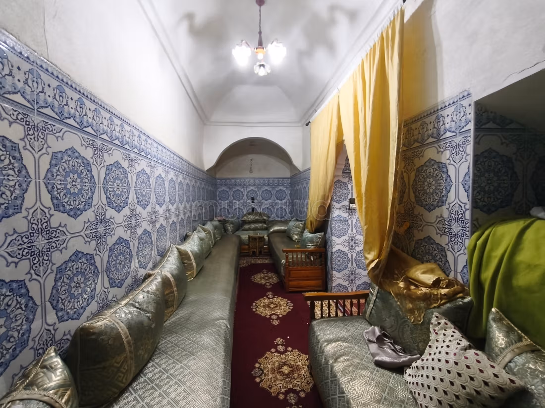 Tres beau riad ancien de 190 m2 au sol 
medina nord
