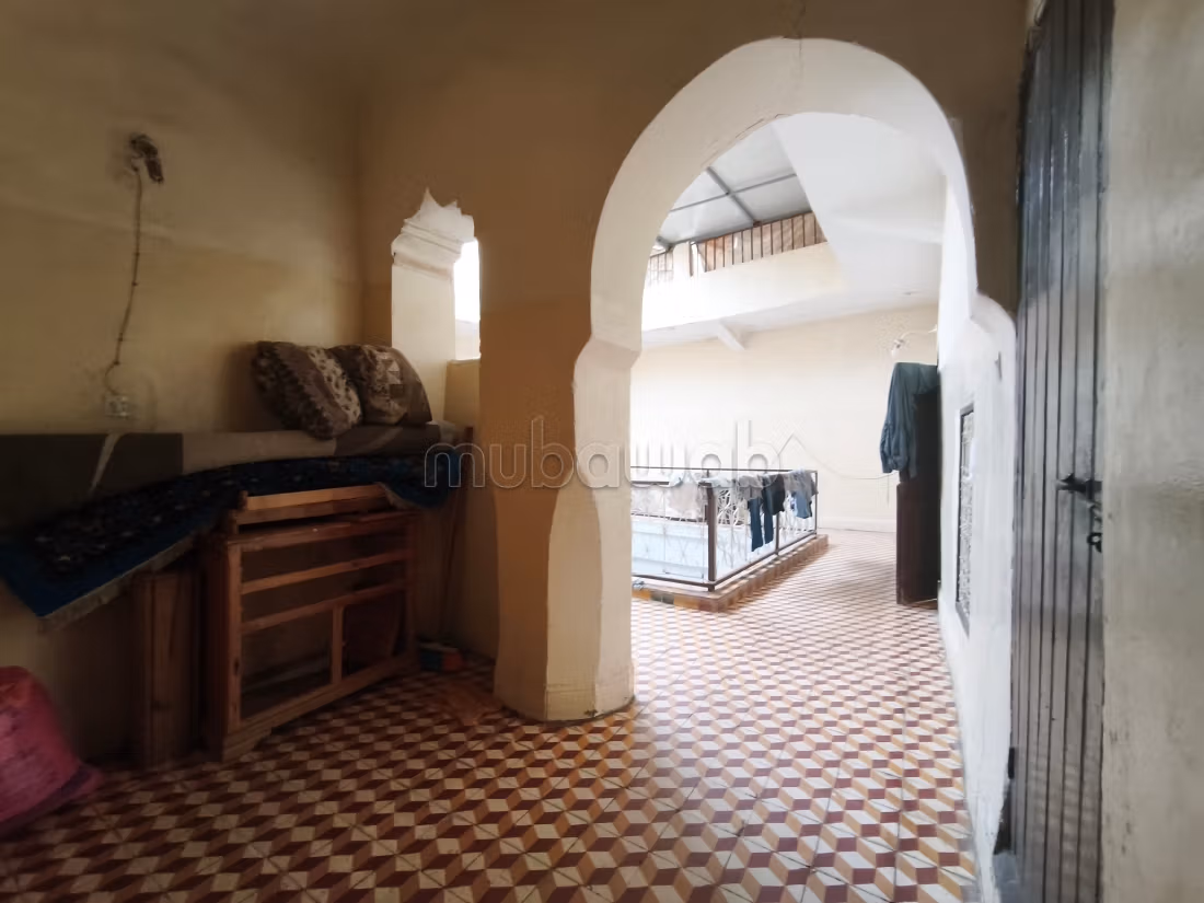 Tres beau riad ancien de 190 m2 au sol 
medina nord