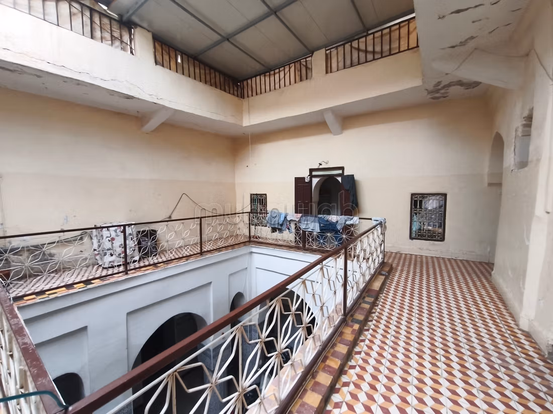 Tres beau riad ancien de 190 m2 au sol 
medina nord