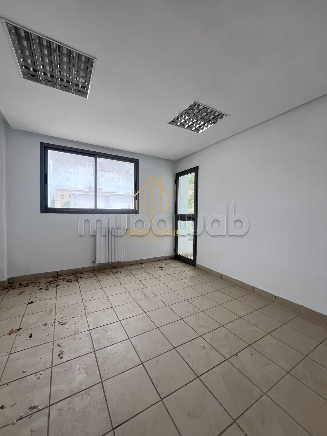 In affitto o in vendita Edificio per uffici a Montplaisir