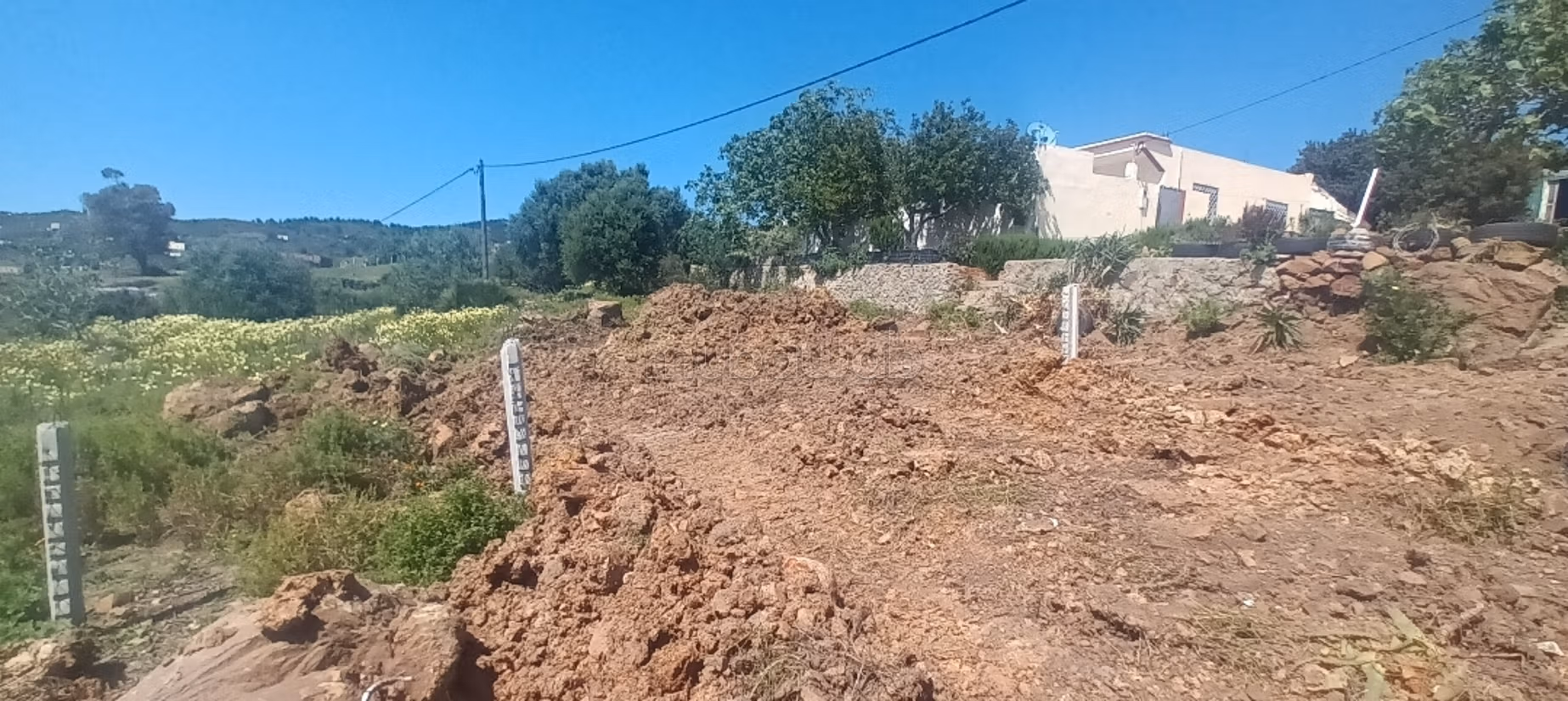 Perceel te koop in chjirat Tanja Balia. Oppervlakte 100 m²