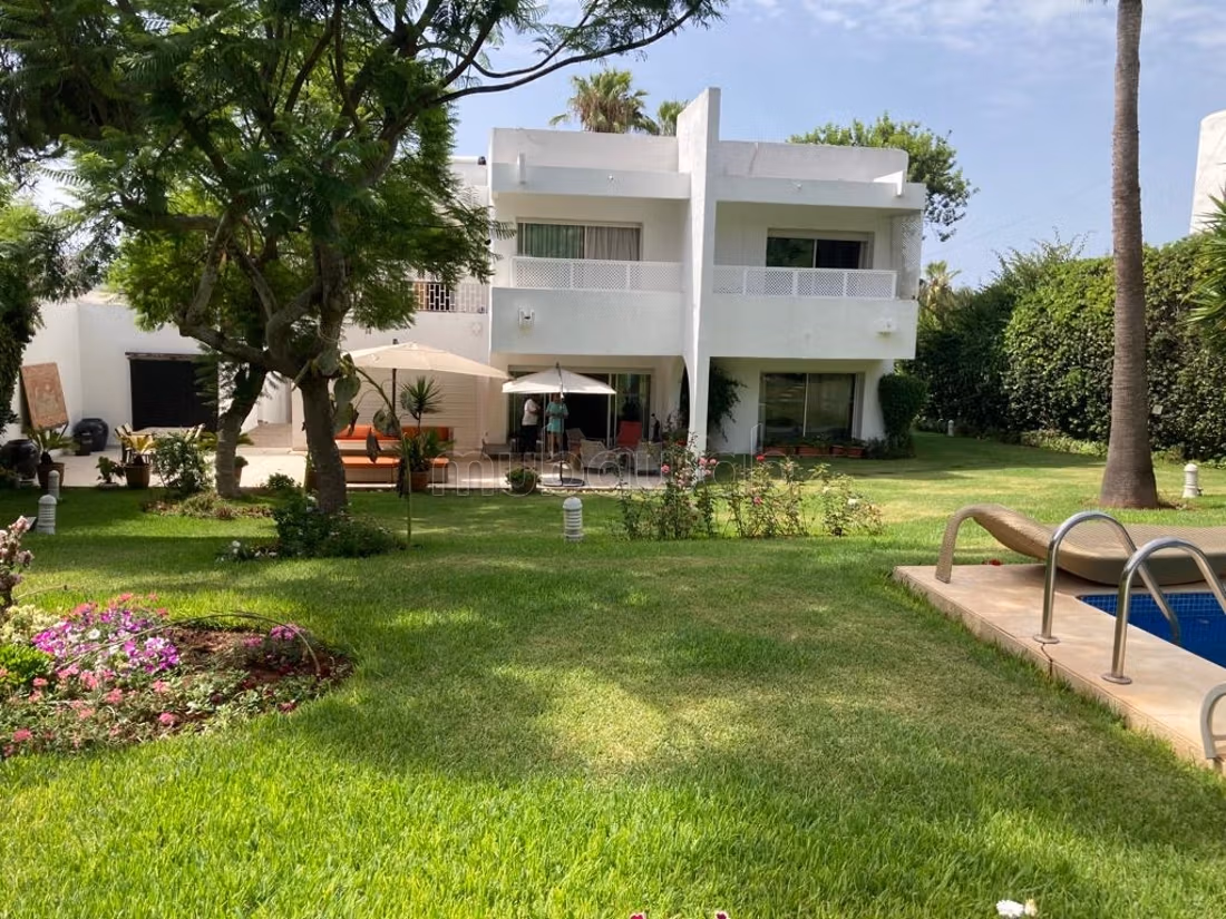 Villa sontuosa in affitto ain diab
