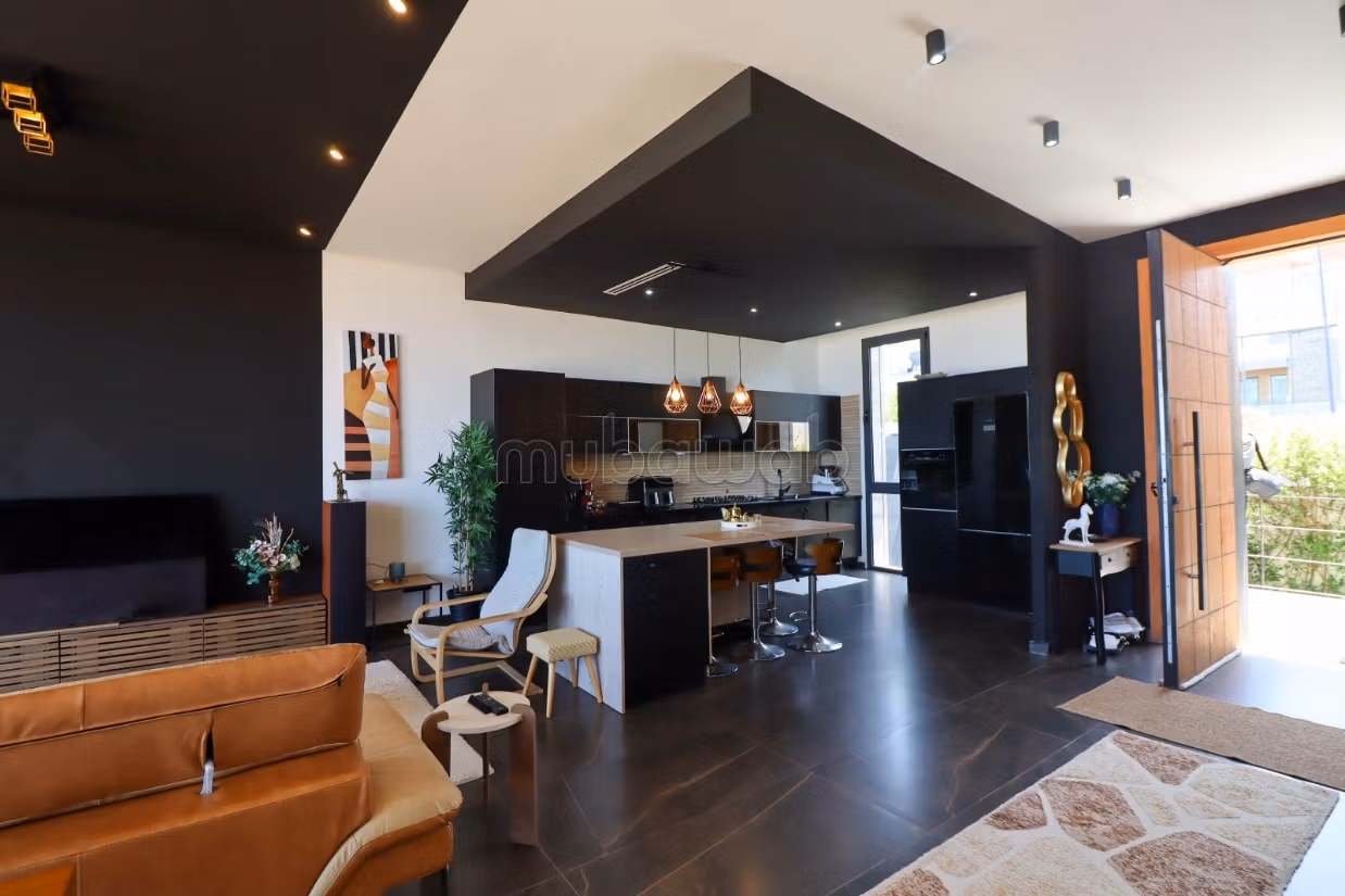 Villa moderne en location dans zone nwinwich