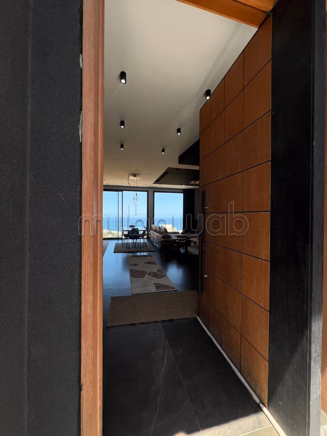 Villa moderne en location dans zone nwinwich