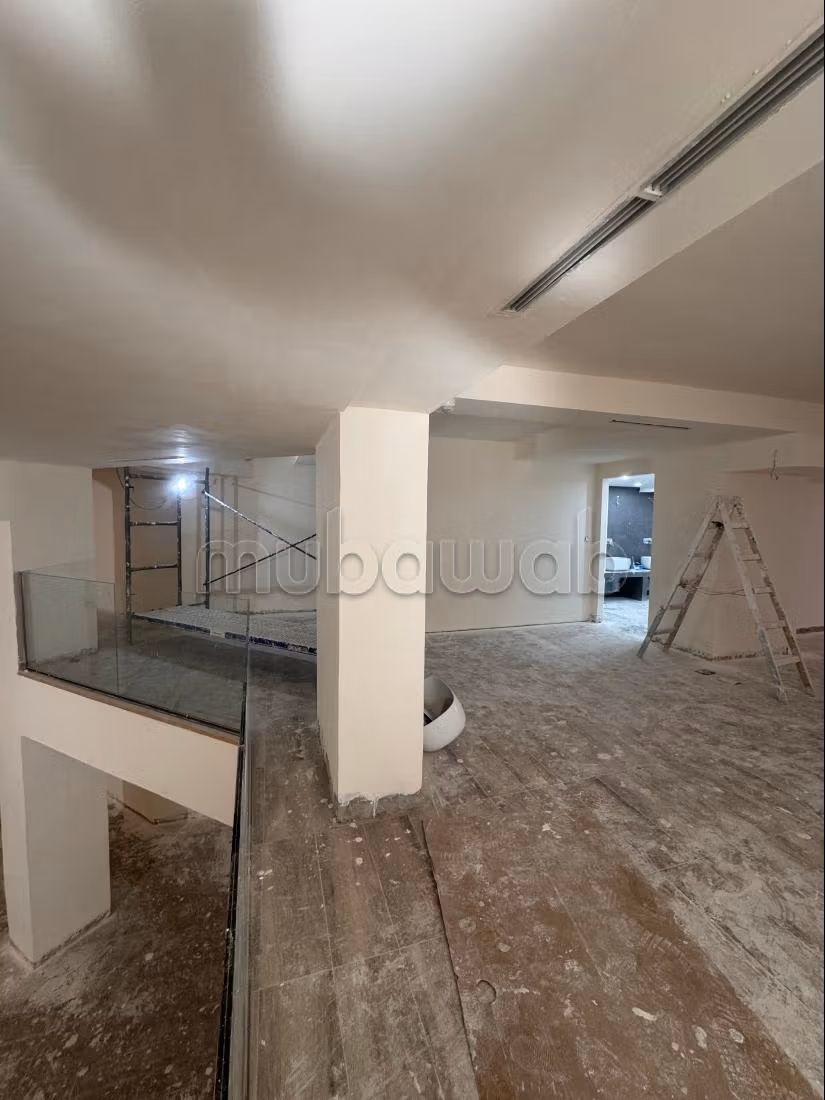 Local au centre 
sahat oumam