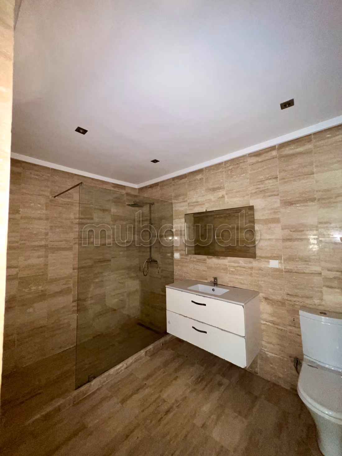 Appartement en location à Riyad. Superficie 120 m². Ascenseur et stationnement — 5