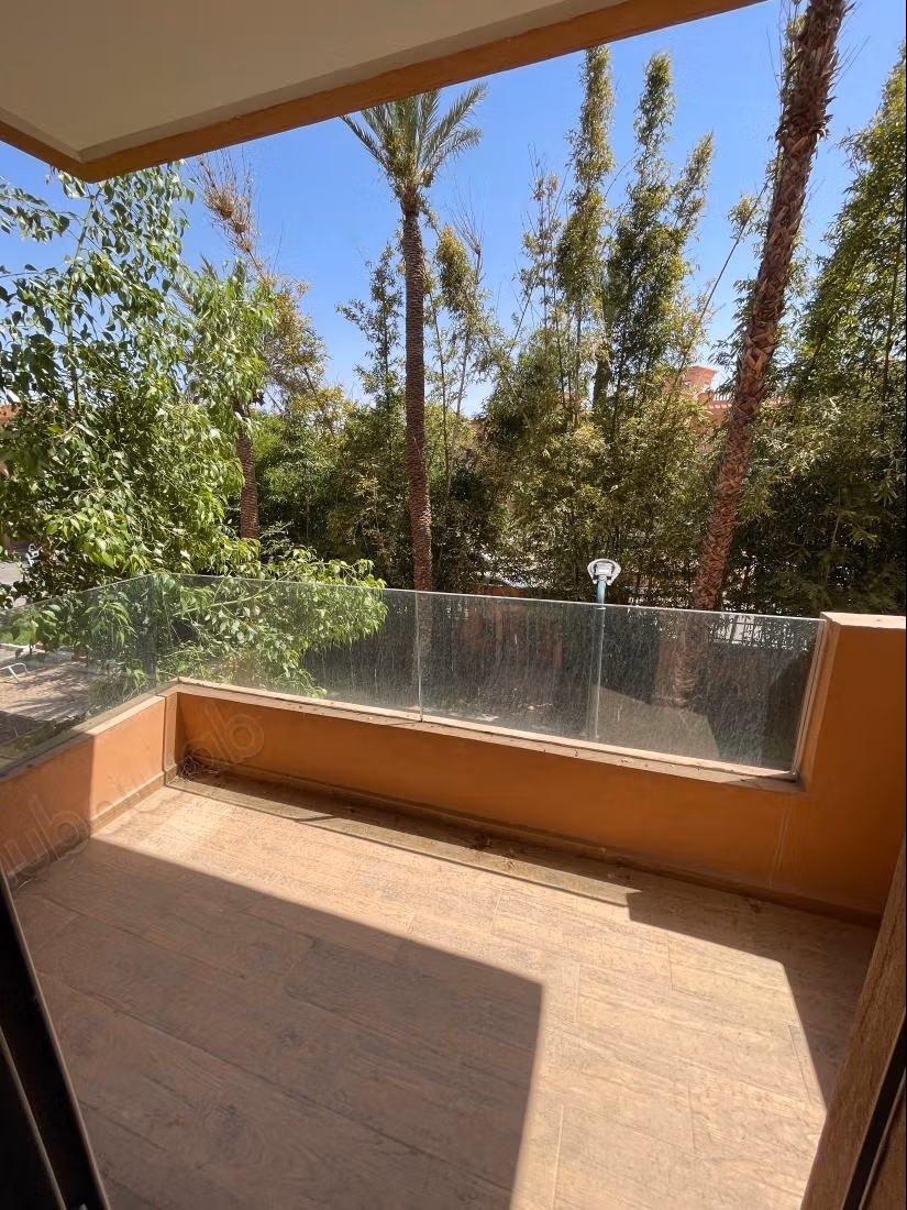 À louer: Appartement 3 Chambres vide à TARGA