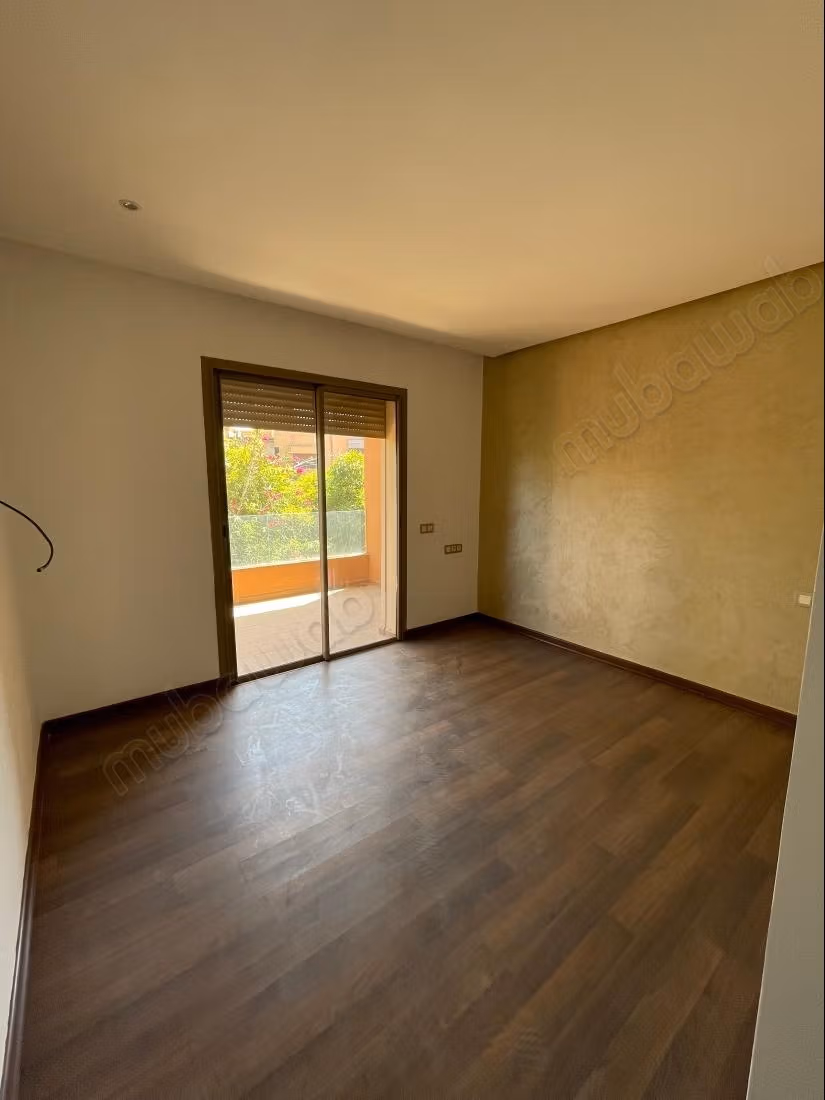 À louer: Appartement 3 Chambres vide à TARGA