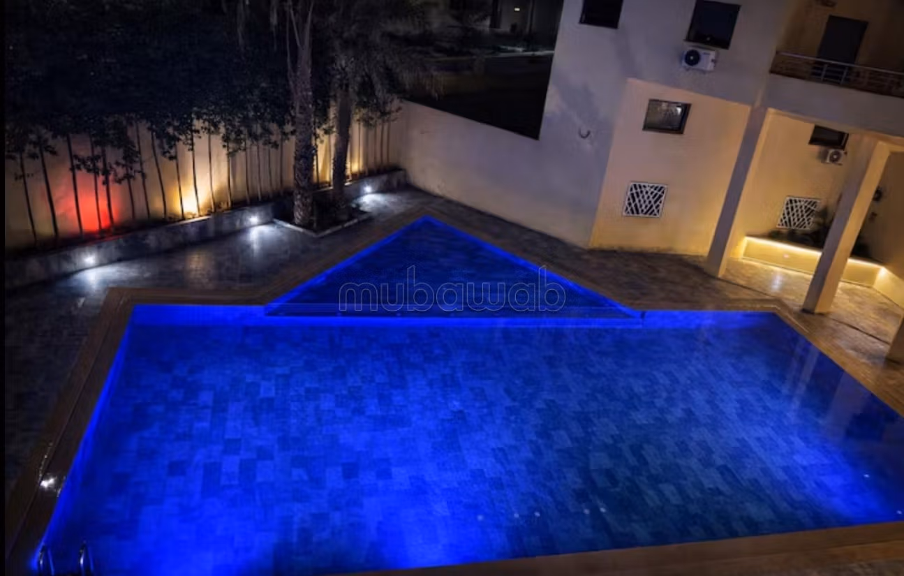 Bel duplex arredato in affitto con terrazza e piscina
