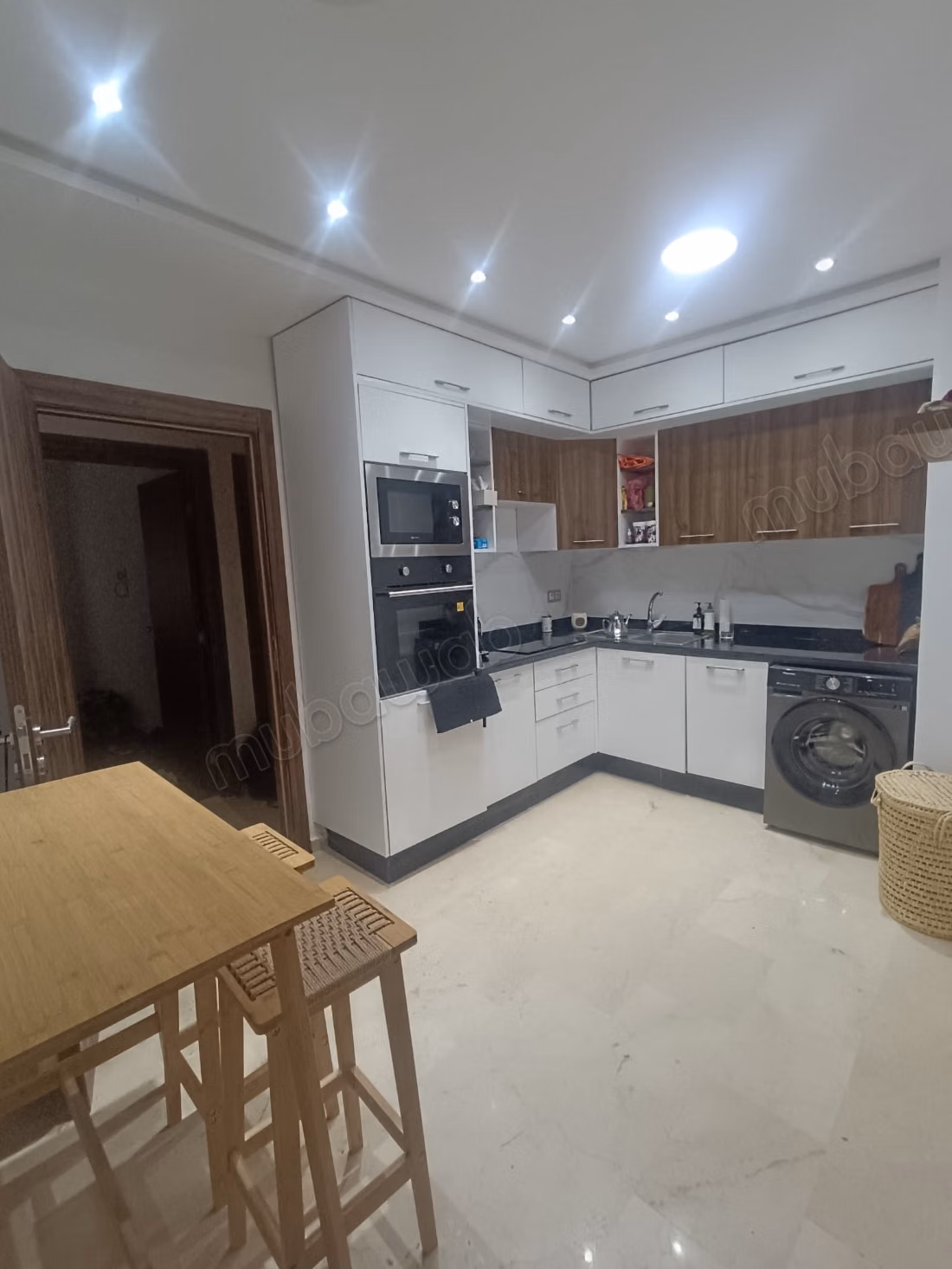 EN ALQUILER: bonito apartamento amueblado de 3 habitaciones en Targa