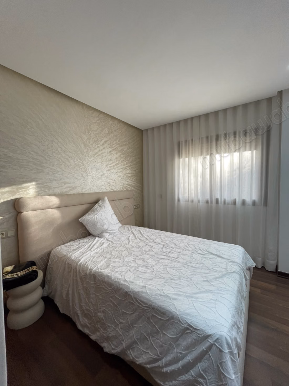 EN ALQUILER: bonito apartamento amueblado de 3 habitaciones en Targa
