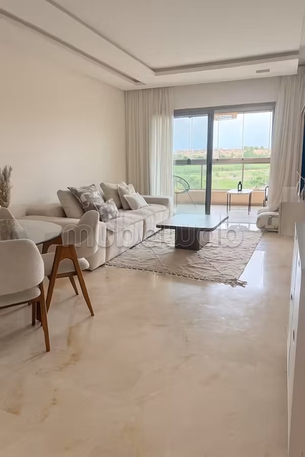 Charmant F3 gemeubileerd appartement te huur in Prestigia