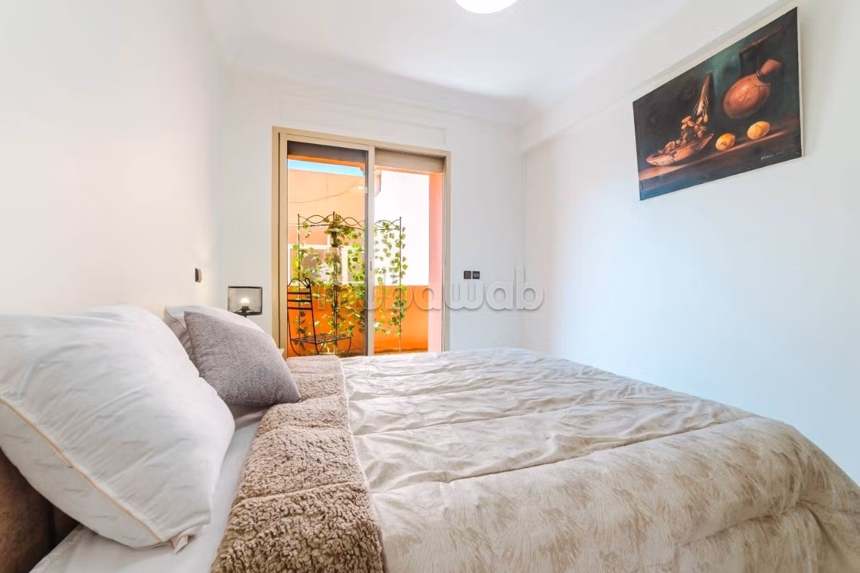 Très bel appartement en location à victor Hugo 
2 chambres agréables.
Bien meublé — 3