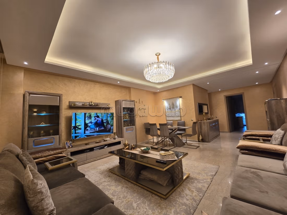 Location d'un appartement à Riyad. 4 pièces. Meublé — 2