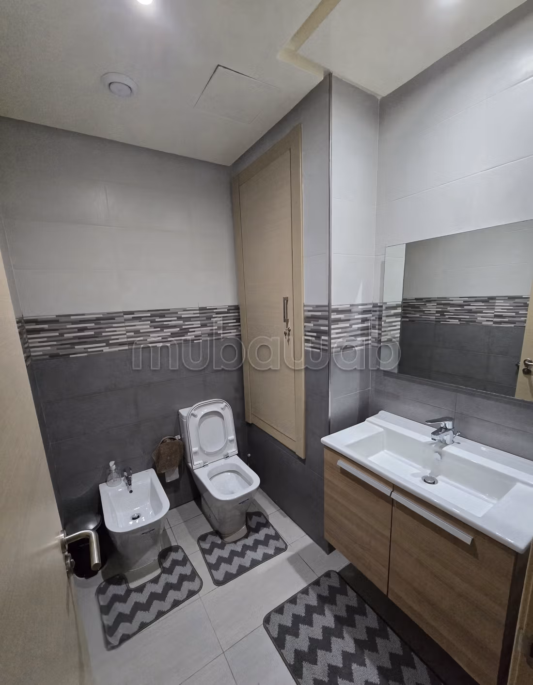 Location d'un appartement à Riyad. 4 pièces. Meublé — 4