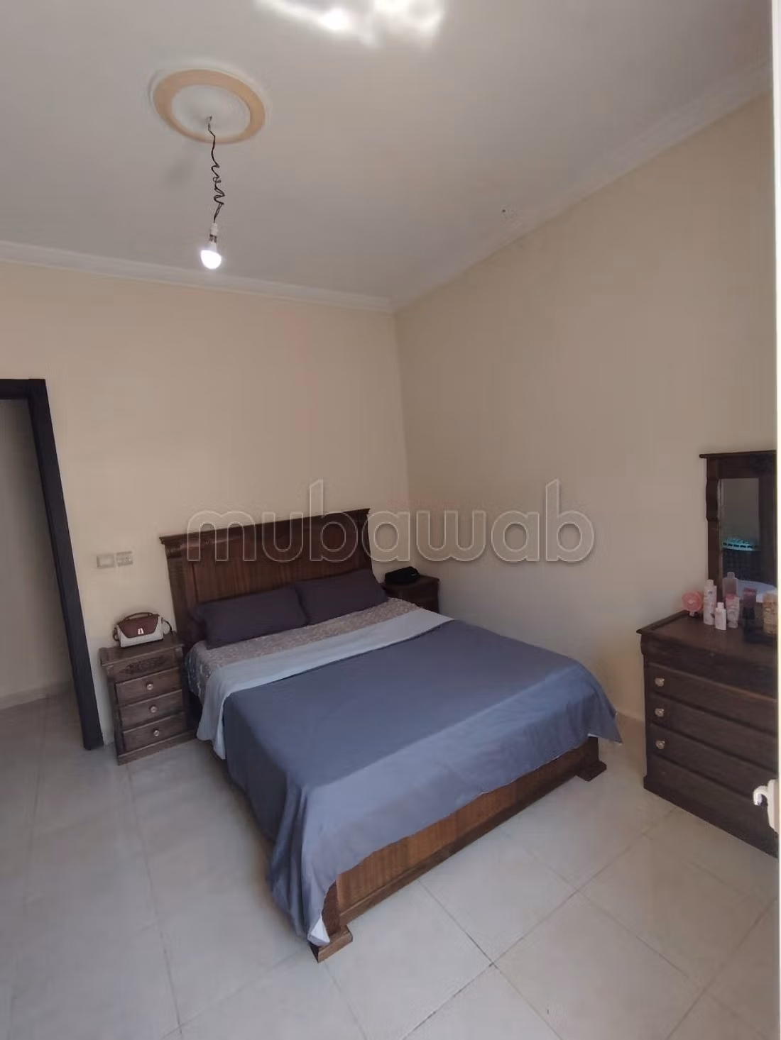 Location d'un appartement à Zone Industrielle Mghogha. 1 Pièce. Salon typique marocain, résidence sécurisée
