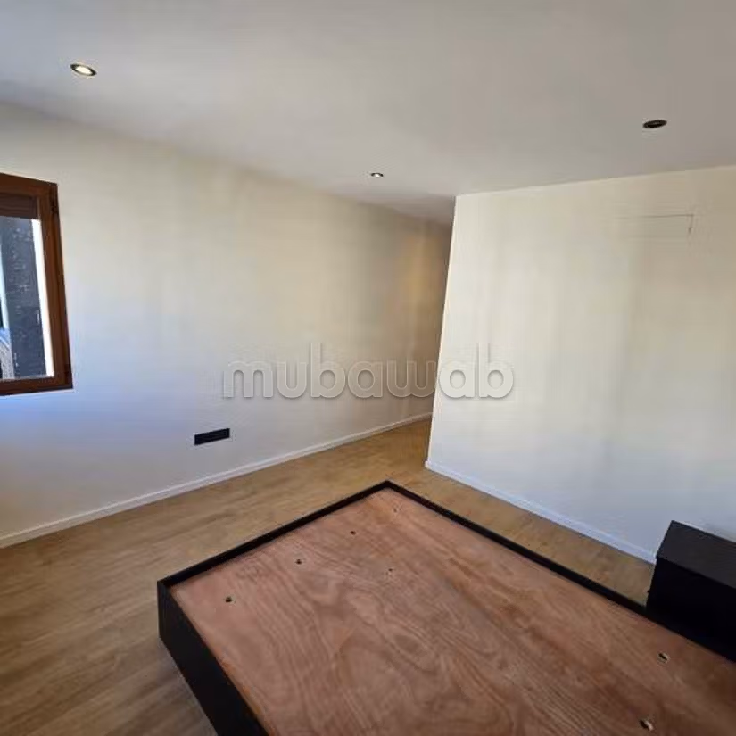 Appartement à Vendre de 199.0 m² à Casablanca, Racine — 2