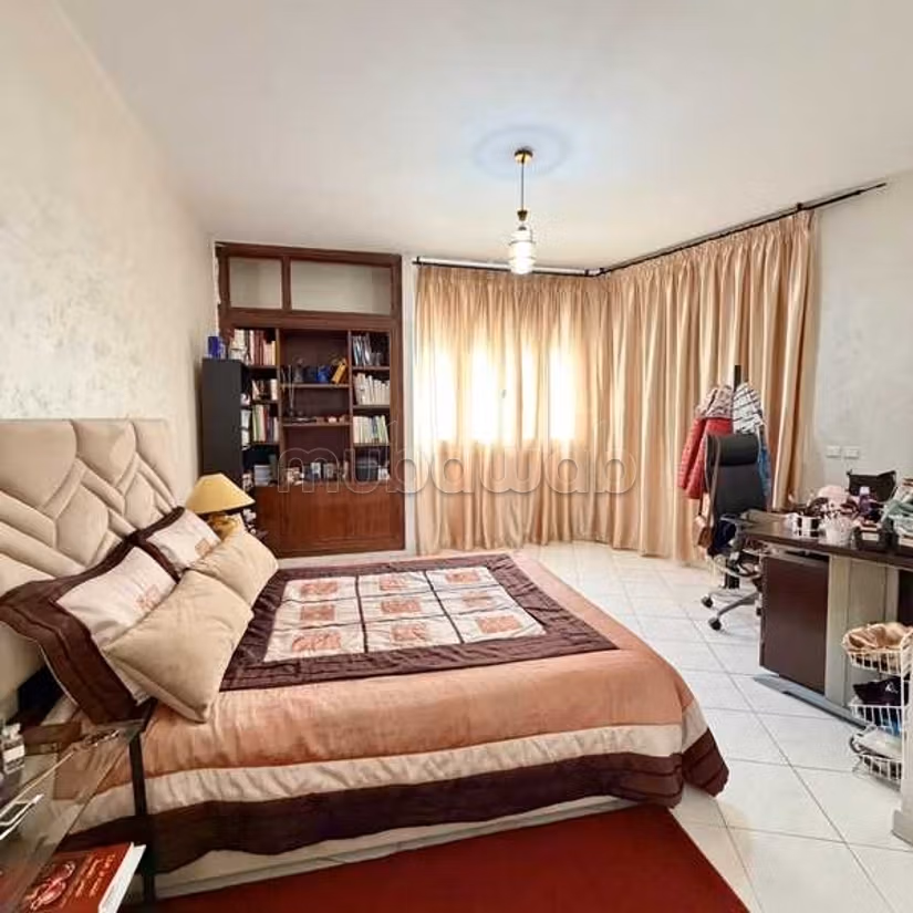 Appartamento in Vendita di 173.0 m² a Casablanca, Ospedali