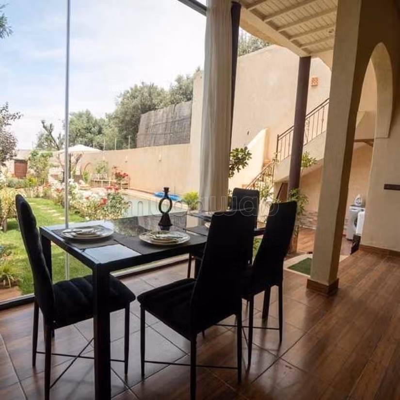 Villa in Affitto di 500.0 m² a Marrakech, Via L'Ourika Tassoultante
