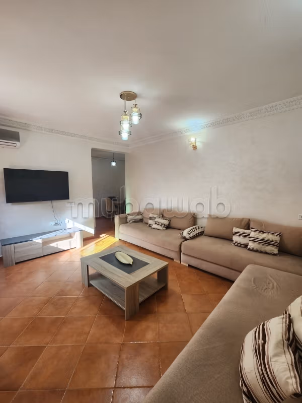 Vente d'un bel appartement à Guéliz. 3 pièces. Bien meublé