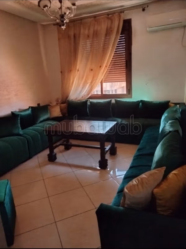Furnished apartment with 2 bedrooms and living room for rent