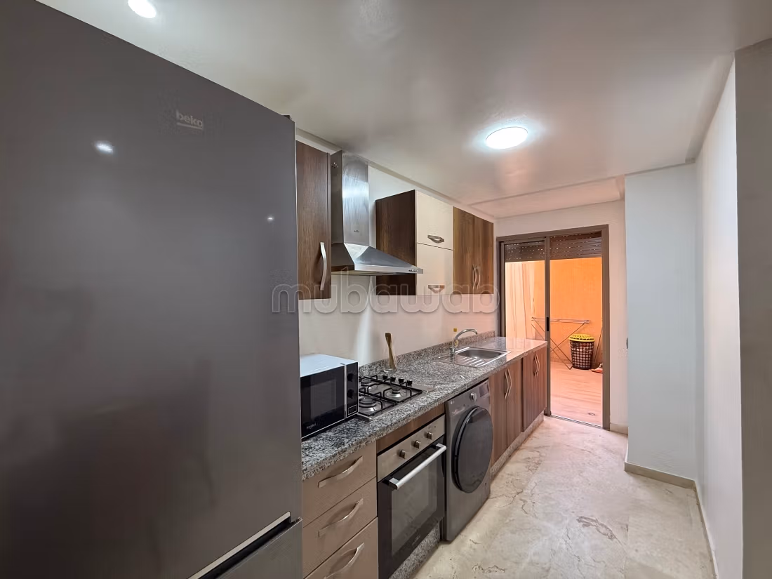Très bel appartement a vendre à Route Casablanca. 
3 pièces. 
Bien meublé