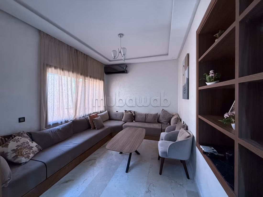 Très bel appartement a vendre à Route Casablanca. 
3 pièces. 
Bien meublé