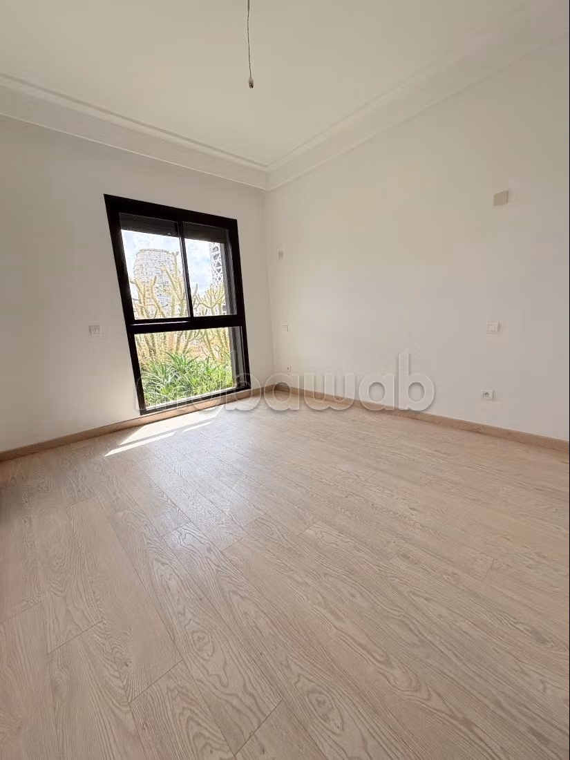 3 chambres vide CFC AVEC UNE BELLE VUE — 6