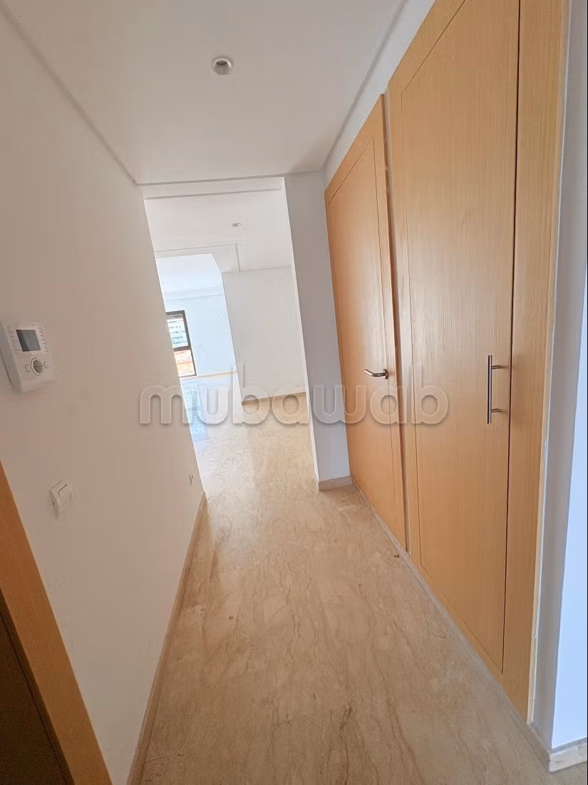 3 chambres vide CFC AVEC UNE BELLE VUE — 4