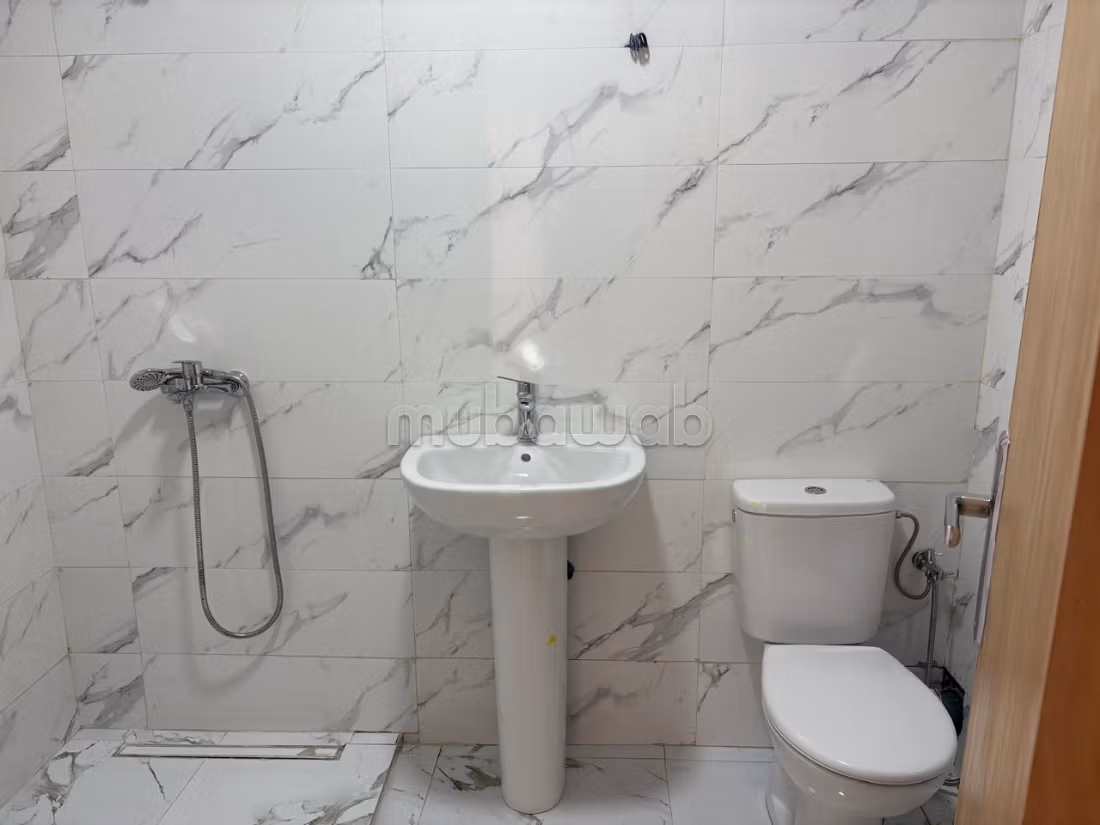 Appartement 108 m² à Les Hôpitaux — 12