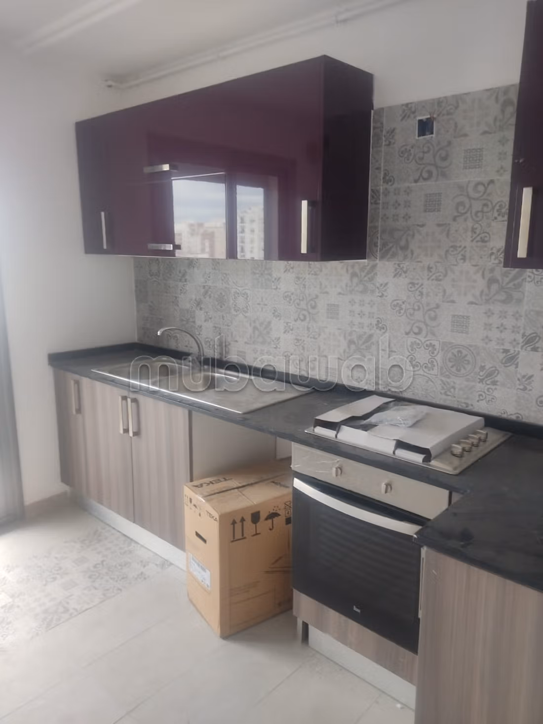 Appartamento in vendita a El Aouina. 2 camere da letto. Riscaldamento centrale e porta blindata