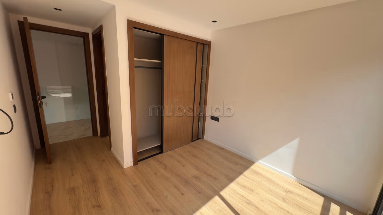 Location duplex apartment Gueliz Victor Hugo vacant collective pool
