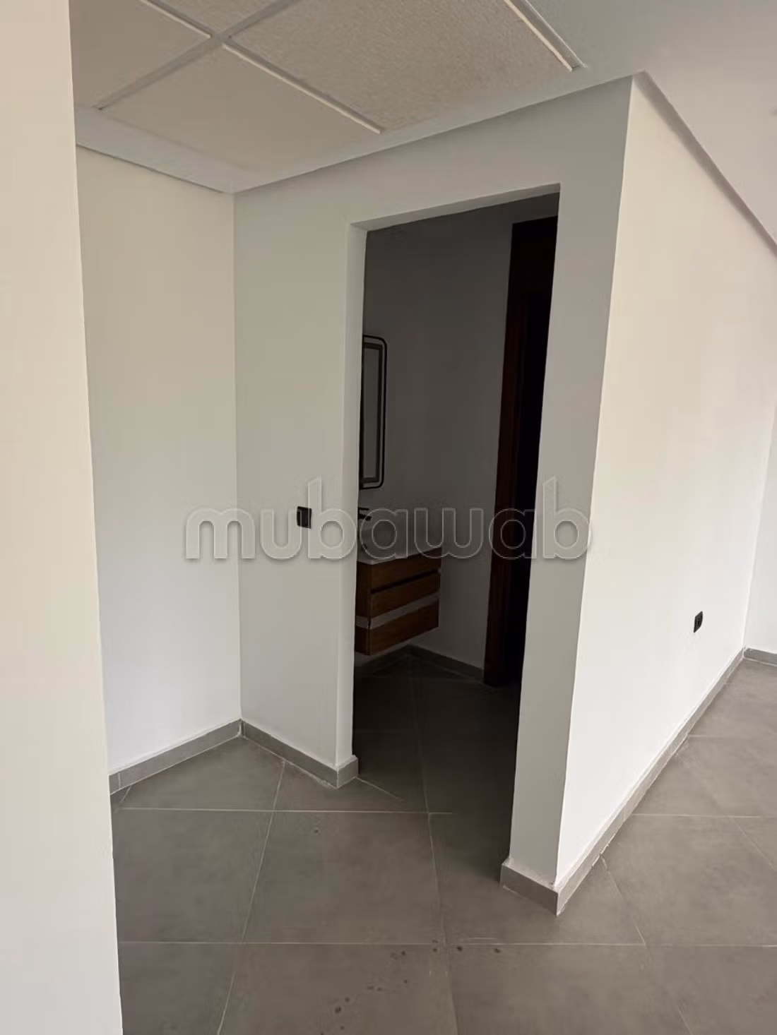 Ufficio in affitto a Sala Al Jadida